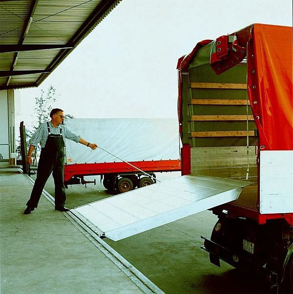 Pedana di carico Altec FBA, lunghezza: 1855 mm, larghezza: 2000 mm, capacità di carico: 4500 kg, mobile, 30111006